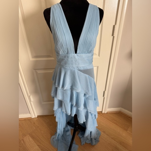 ALICE + OLIVIA Holly Low Neck Asym Ruffled Maxi Dress Mineral Blue Size 4 NWT - Picture 7 of 16